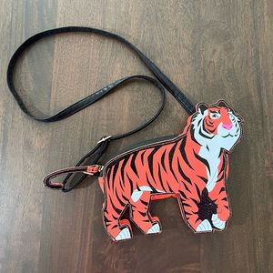 Disney Aladdin Rajah cross body bag